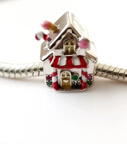 Gingerbread house charm - house,