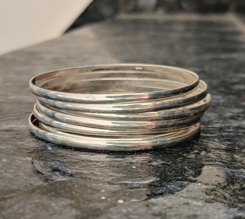 Beautiful silver bangle - beautiful,